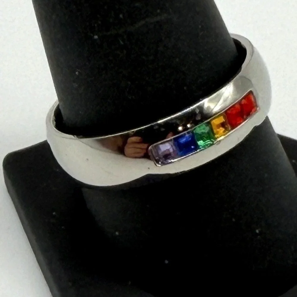 Spikes Rainbow Pride CZ Channel‎ Band Ring Size 11 Stainless Steel
